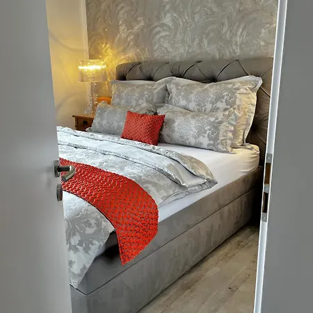 Aimee By - Boutique Jihlava